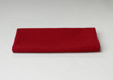 Load image into Gallery viewer, Murata Jet Spun Tablecloth - Burgundy

